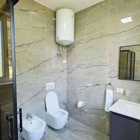 Selimi House Široka
