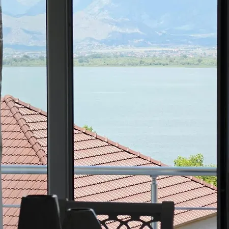 Selimi House