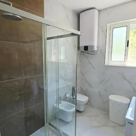 Selimi House Vila Široka