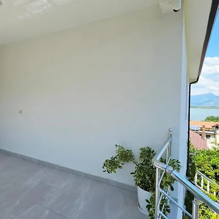 Selimi House Široka