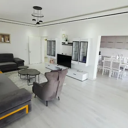Selimi House * Široka